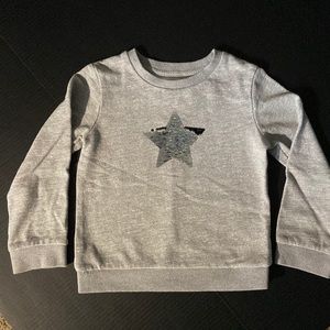 Girls sweater gray size 6x with a star